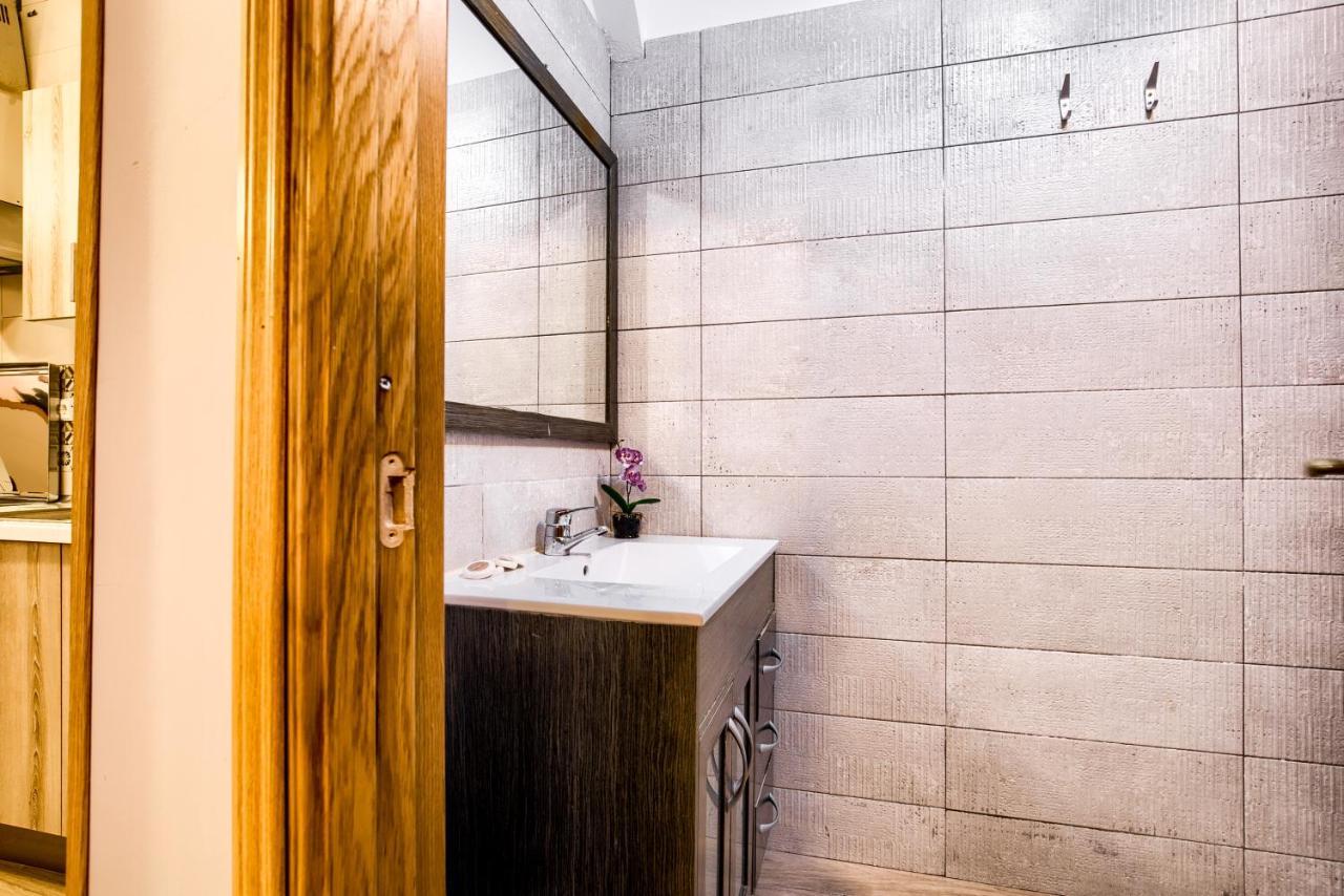 Apartmán Charming Tirso De Molina I Madrid Exteriér fotografie